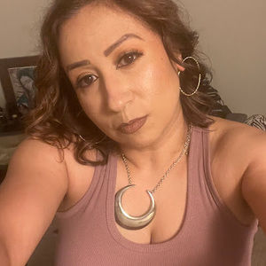 Meet your Posher, Ivette